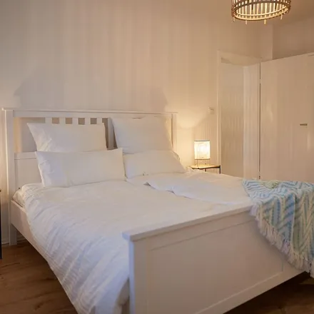 Rent this 2 bed apartment on Rumpelstilzchen in Kahrstraße 85, 45128 Essen