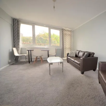 Image 1 - Raynham House, Harpley Square, London, E1 4EB, United Kingdom - Apartment for rent