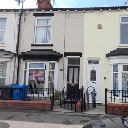 Rent this 2 bed townhouse on Belmont Street in Hull, HU9 2RJ