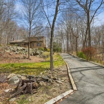 Buy this 4 bed house on 54 Shore Drive Terrace in Kinnelon, Morris County