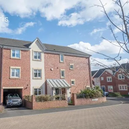 Buy this 4 bed townhouse on Manor Park in Newcastle upon Tyne, NE7 7FS