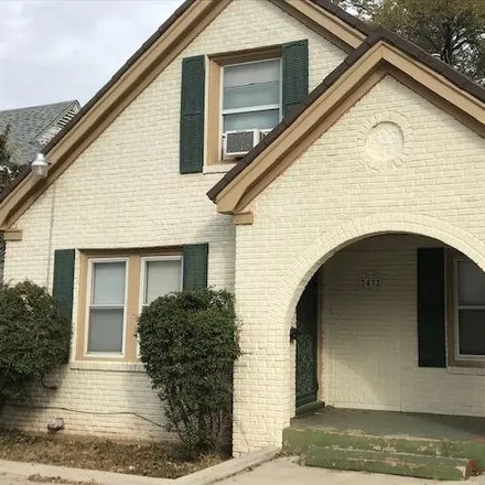 Rent this 4 bed house on 2424 22nd Place in Lubbock, TX 79411