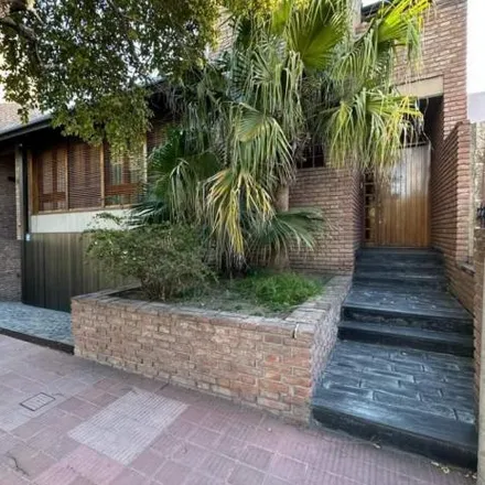 Buy this 5 bed house on Manuel Baigorria 542 in Parque Vélez Sarsfield, Cordoba