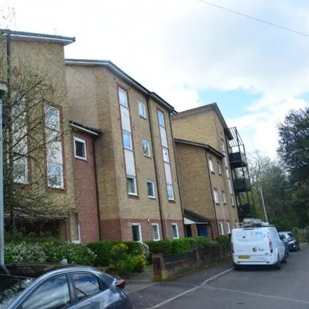 Rent this 2 bed room on Sea Cadets in Vespasian Road, Mount Pleasant