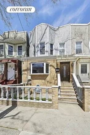 Buy this 7 bed house on 92-11 91st Avenue in New York, NY 11421