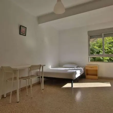 Image 9 - Carrer de Campoamor, 43, 46021 Valencia, Spain - Apartment for rent