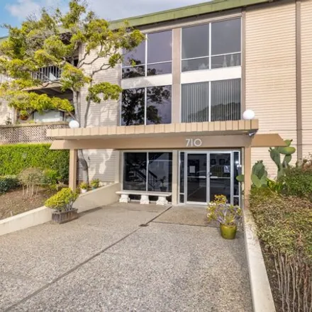 Buy this 1 bed condo on 722 Trader Lane in San Mateo, CA 94404
