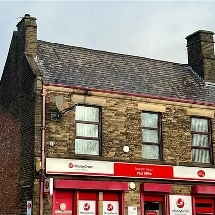 Image 1 - Newton Heath Post Office, 961 Oldham Road, Manchester, M40 2FF, United Kingdom - Room for rent
