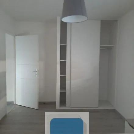 Rent this 3 bed apartment on Cité administrative d'État in Rue Servient, 69003 Lyon