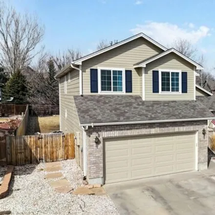 Image 2 - 436 Triangle Drive, Fort Collins, CO 80525, USA - House for sale