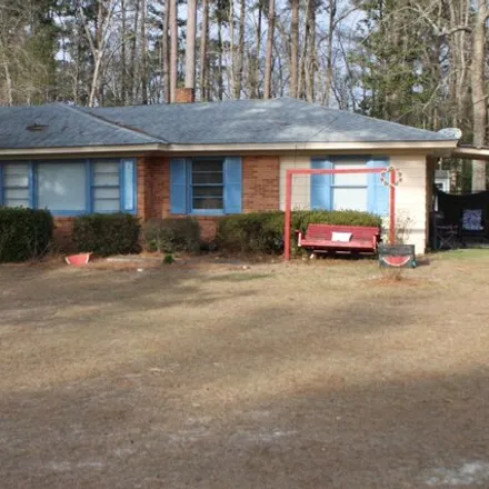 Buy this 3 bed house on 734 West Pine Street in Varnville, Hampton County