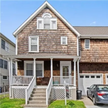 Buy this 4 bed house on 812 Howard Avenue in Village of Mamaroneck, NY 10543