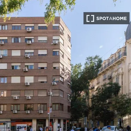 Image 9 - Calle de Goya, 38, 28001 Madrid, Spain - Apartment for rent