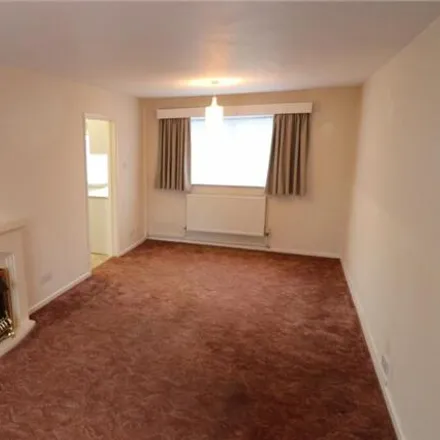 Image 5 - unnamed road, Basildon, SS14 1JN, United Kingdom - Townhouse for sale