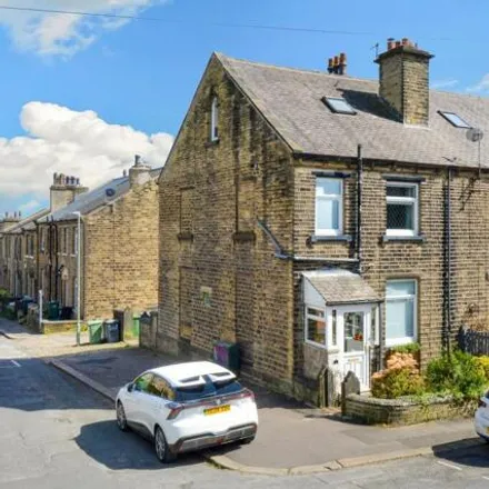 Buy this 3 bed house on Wellington Street in Lindley, HD3 3EY