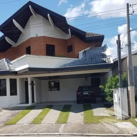 Buy this 5 bed house on Avenida Luiz Gonzaga das Neves in Jardim Santana, Tremembé - SP
