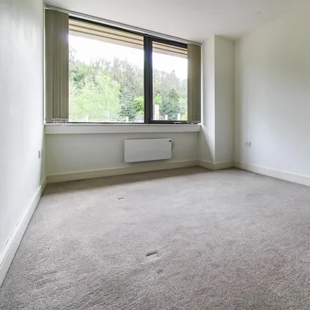 Image 4 - Riverview House, Catteshall Lane, Godalming, GU7 1NG, United Kingdom - Apartment for rent
