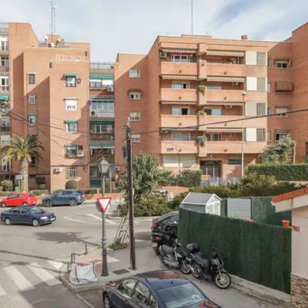 Rent this 1 bed apartment on Calle Federico Carlos Sáinz de Robles in 28035 Madrid, Spain