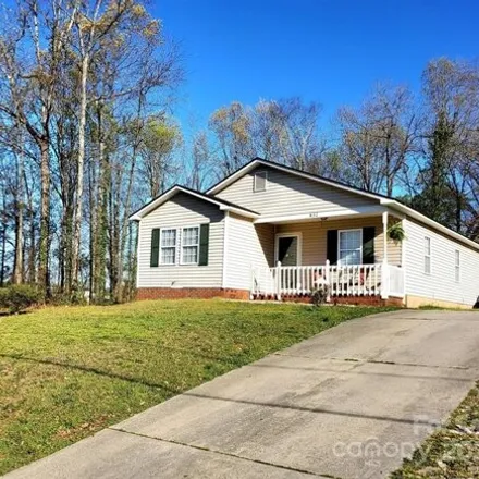 Buy this 4 bed house on 500 Coxe Avenue in Charlotte, NC 28208