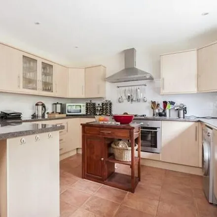 Buy this 3 bed house on Worcester Road in Chipping Norton, OX7 5XX