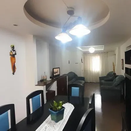 Buy this 3 bed apartment on Cangallo in M5521 AAR Distrito Villa Nueva, Argentina