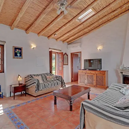 Rent this 2 bed townhouse on 8150-030 Distrito de Évora