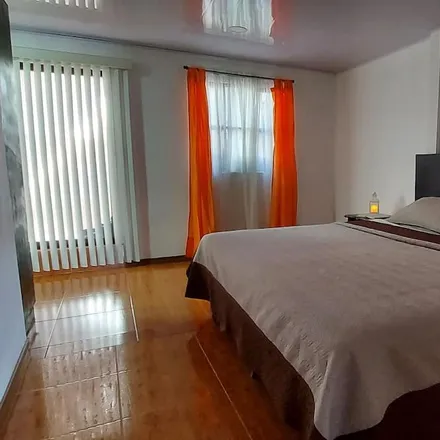 Rent this 3 bed house on Cantón Cartago
