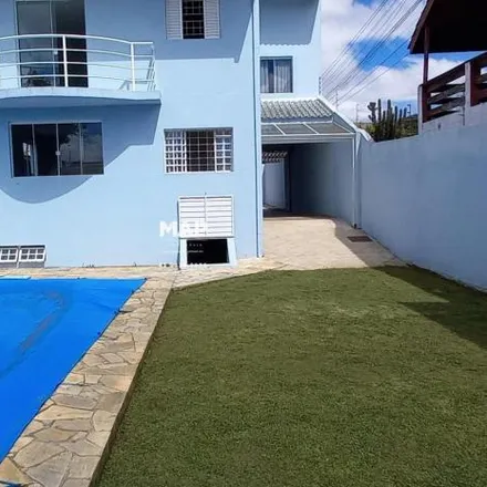 Buy this 5 bed house on Rua Siqueira Campos 65 in Cajuru, Curitiba - PR