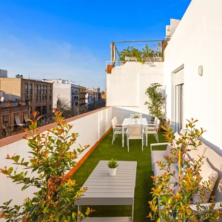 Rent this 1 bed apartment on Colegio Santo Tomás de Aquino in Calle Recaredo, 41003 Seville