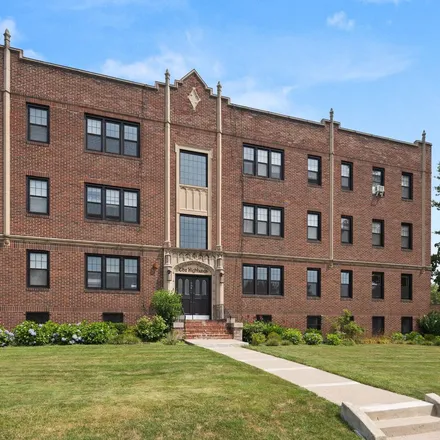 Image 6 - 4 Highland Street, West Hartford, CT 06105, USA - Apartment for rent