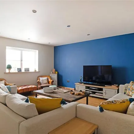 Image 3 - Jessop Avenue, Cheltenham, GL50 3SP, United Kingdom - Duplex for rent