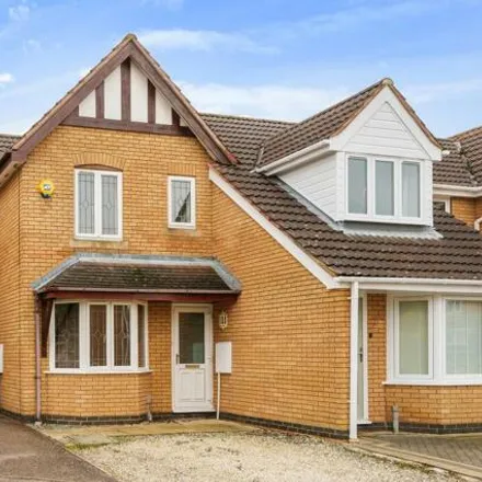 Buy this 3 bed townhouse on Partridge Chase in Bicester, OX26 6XF