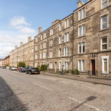 Rent this 3 bed apartment on 5 Downfield Place in City of Edinburgh, EH11 2EW