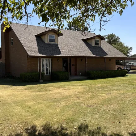 Image 2 - 1115 West Bedford Street, Dimmitt, TX 79027, USA - House for sale