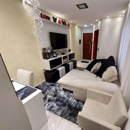 Buy this 2 bed apartment on Rua Almada 812 in Jardim Santo Alberto, Santo André - SP