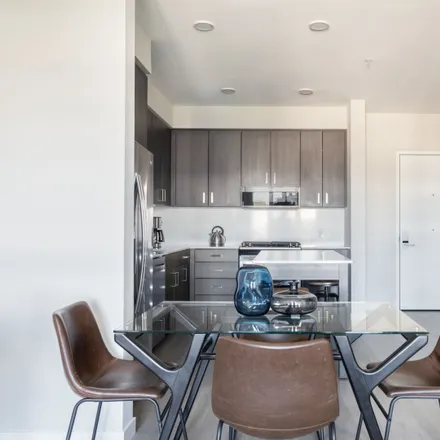 Image 5 - La Rambla Avenue, Lawrence, Santa Clara, CA 95086, USA - Apartment for rent