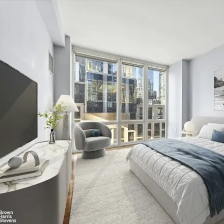 Image 5 - 2 West End Avenue, New York, NY 10023, USA - Condo for sale