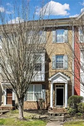 Image 2 - 3178 Greenwood Drive, Portsmouth, VA 23702, USA - Townhouse for sale