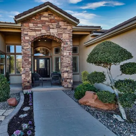 Buy this 6 bed house on 2372 East 2540 South in Saint George, UT 84790