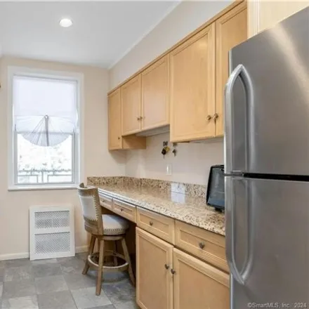 Image 4 - Young Womens Christian Association, 259 East Putnam Avenue, Greenwich, CT 06830, USA - Condo for sale