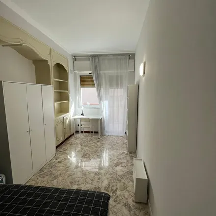 Image 7 - Via Brennero, 70125 Bari BA, Italy - Apartment for rent