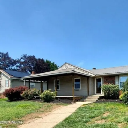 Image 1 - 917 Pearl Boulevard, Montoursville, Lycoming County, PA 17754, USA - House for sale