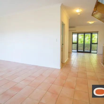 Rent this 4 bed townhouse on unnamed road in South Fremantle WA 6162, Australia