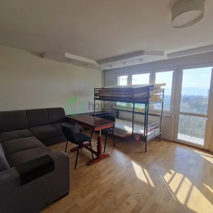 Rent this 3 bed apartment on blok 14 in Józefa Elsnera 4, 92-501 Łódź