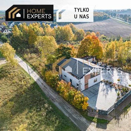 Buy this 16 bed house on Żurawia 38A in 83-010 Żuława, Poland