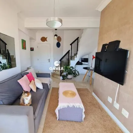 Rent this 3 bed apartment on Avenida Senador Pinheiro Machado in Pompéia, Santos - SP