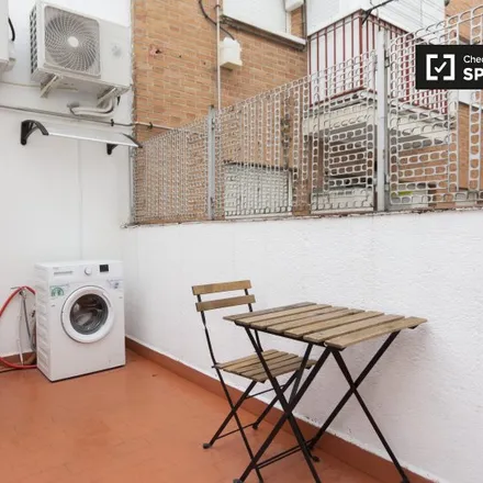 Image 11 - Calle de Cerecinos, 28026 Madrid, Spain - Apartment for rent