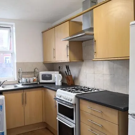 Image 3 - 10 Cream Street, Cultural Industries, Sheffield, S2 4DB, United Kingdom - Townhouse for rent