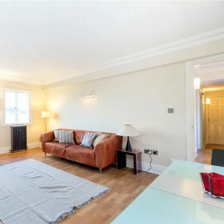 Buy this 1 bed apartment on Chiltern Court in Marylebone Road, London