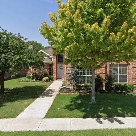 Buy this 5 bed house on 4969 Galley Circle in Fort Worth, TX 76135